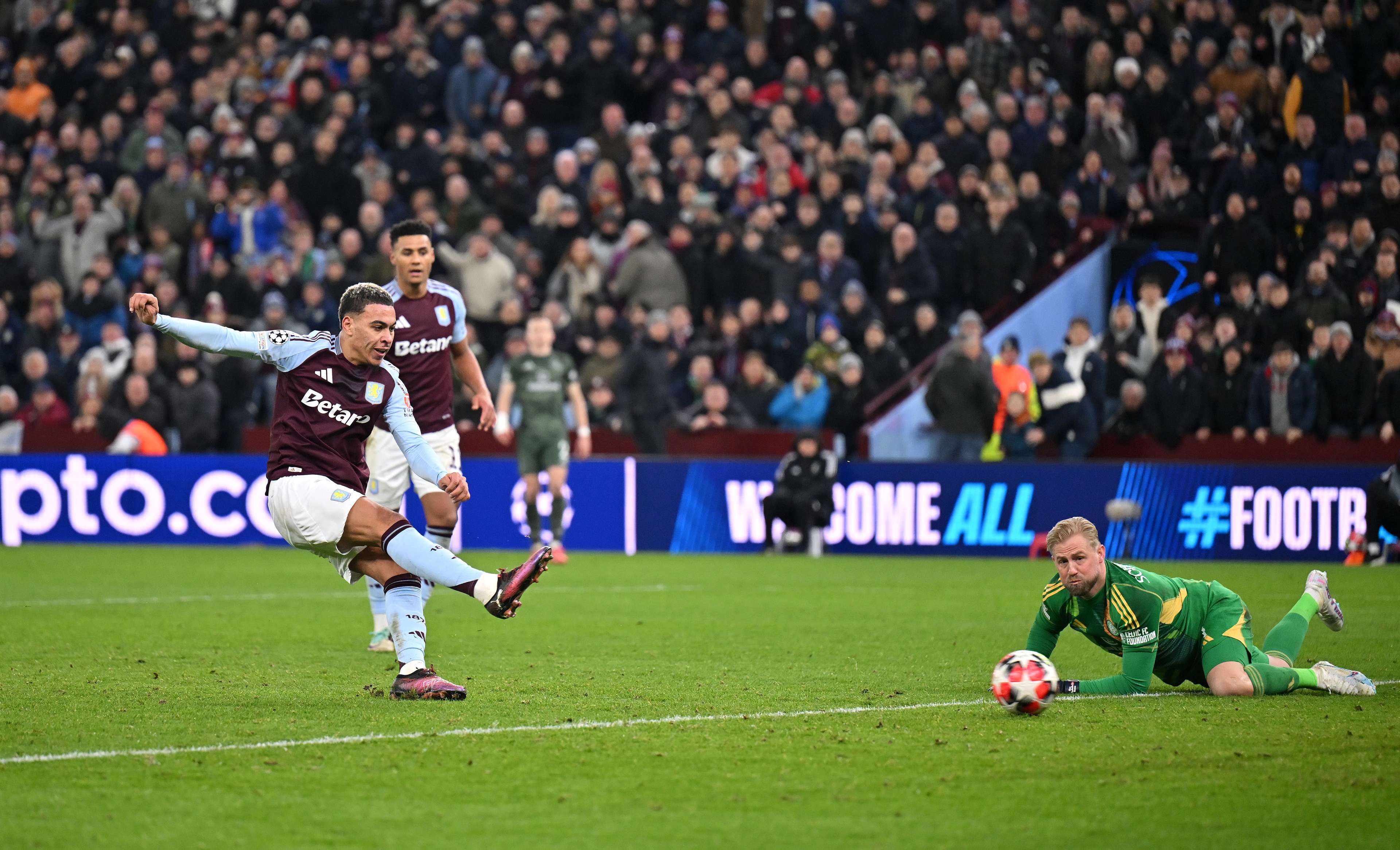 北京队在半 北京队在半